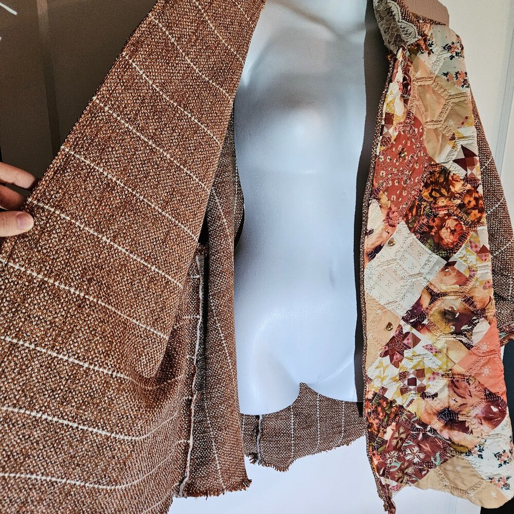 Quilt pattern jacket - Picture 8 of 13